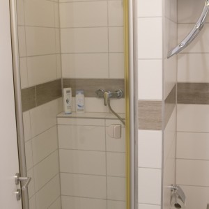 Bad mit Dusche